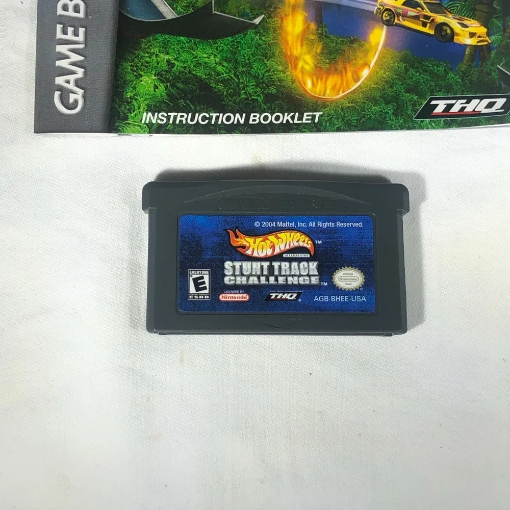 NINTENDO GAME BOY ADVANCE HOT WHEELS STUNT TRACK